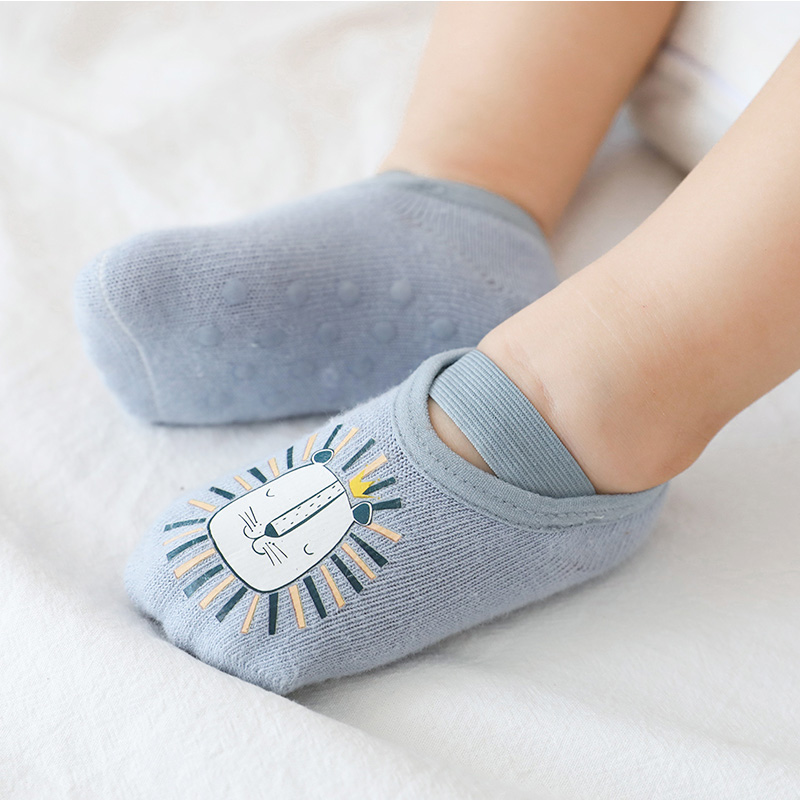 جوارب للأطفال مضادة للانزلاق ل - مراجعة Unisex Baby Socks Non Slip وسعره